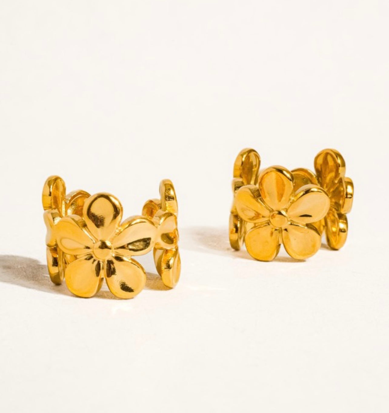 18K Non-Tarnish Floral Ear Cuff